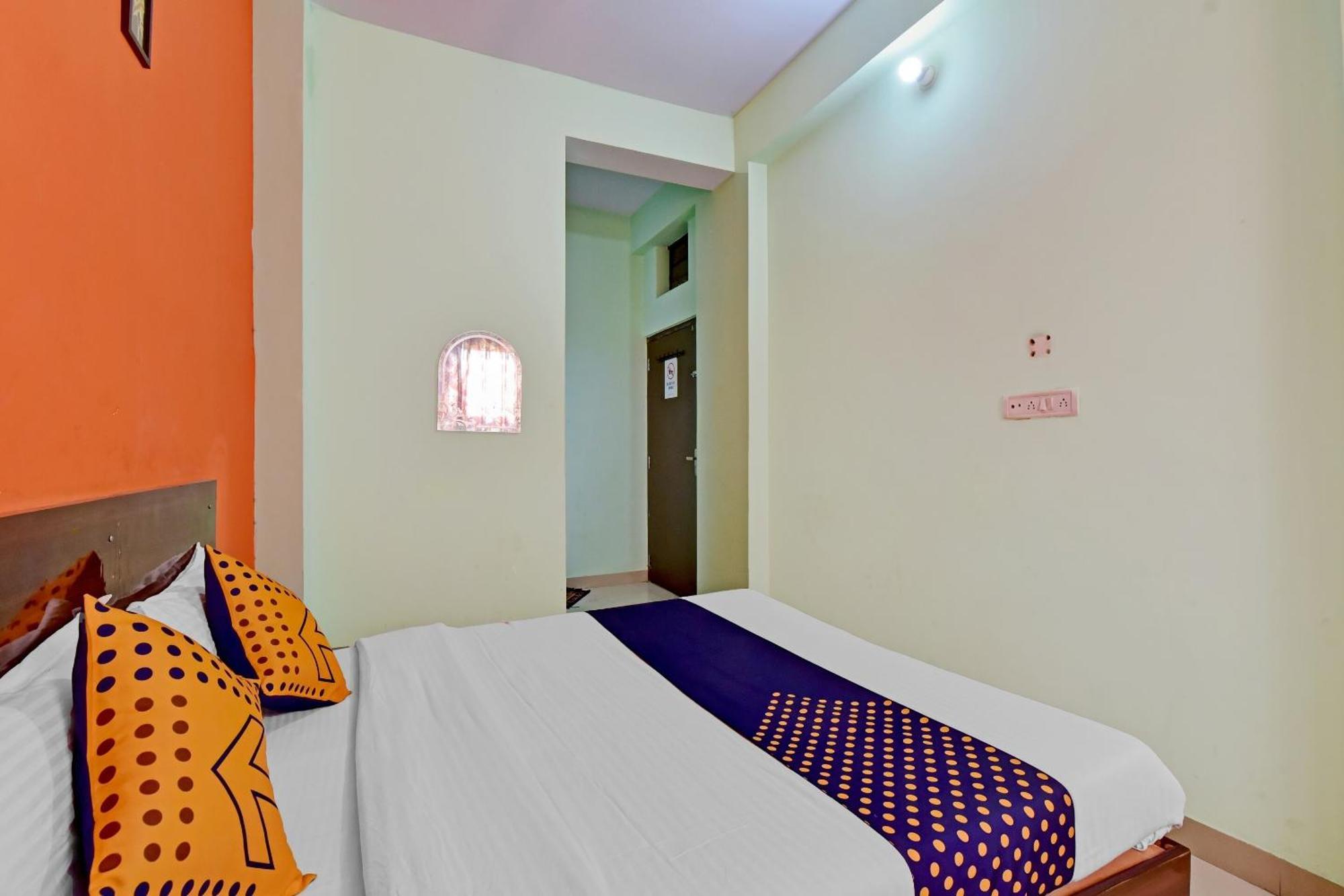 SPOT ON 72384 Sukun Palace Jaipur Bagian luar foto